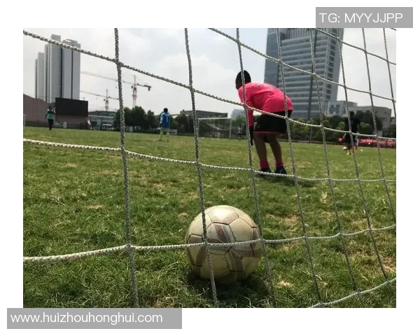 天箭足球:激情与梦想交织的绿茵场上演绎青春的无限可能